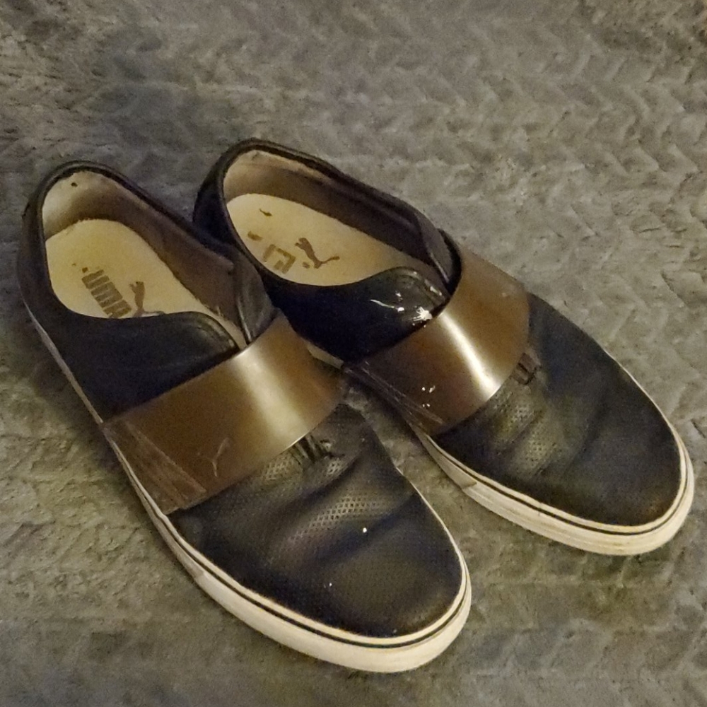 Puma slip ons